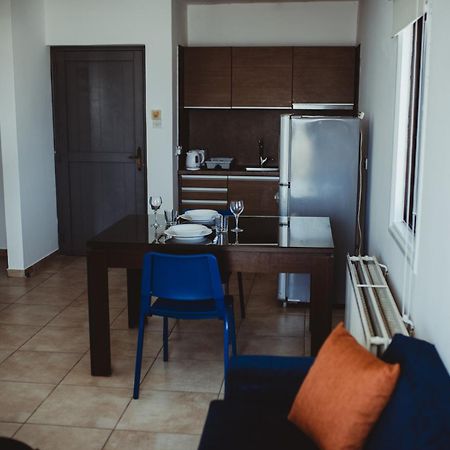 Ovis Hotel Apartments Agia Napa Exterior foto